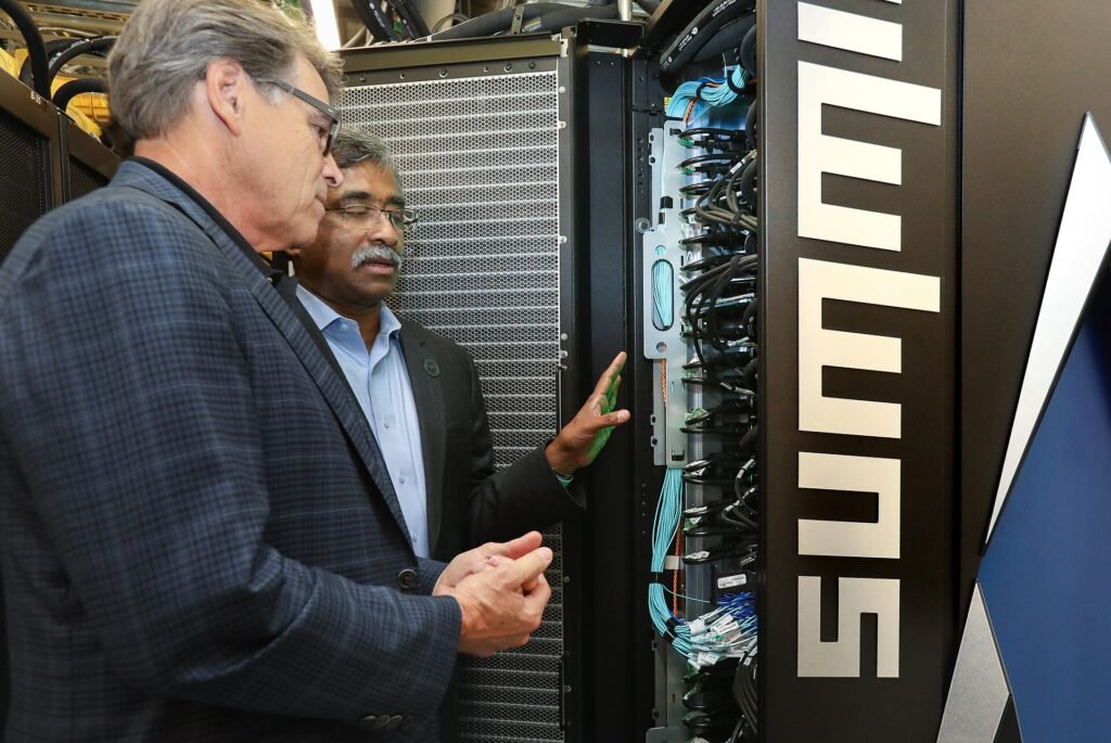 ORNL Launches Summit Supercomputer (31430047007).jpg